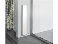 Thermrad vertikal alu radiator Alustyle, 2000/8 -Mål 2033x640mm. 6x ½ anboringer. Ydelse ved 75/65/20- 2680W Kun alm radiatorvand