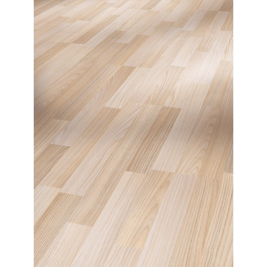 Parador Basic 200 Ask slebet silkemat struktur 3stavs - Laminatgulv