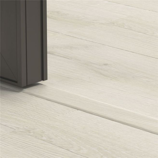 Pergo 5-i-1 Liste 8x45x2000mm Vinyl Pgvincp40163 Light Mount Oak